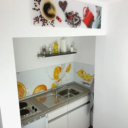 2p. Balkon Zentral Апартаменты *